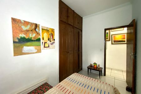 Casa à venda com 224m², 4 quartos e 4 vagas Casa à venda com 224m², 4 quartos e 4 vagasQuarto 3