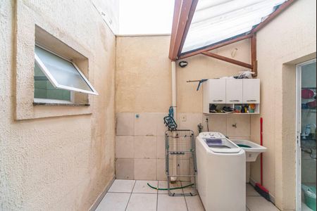 Apartamento à venda com 57m², 2 quartos e 1 vaga Apartamento à venda com 57m², 2 quartos e 1 vagaÁrea de Serviço