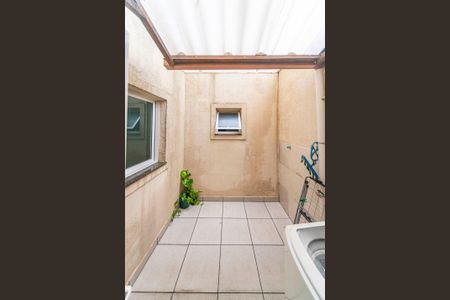 Apartamento à venda com 57m², 2 quartos e 1 vaga Apartamento à venda com 57m², 2 quartos e 1 vagaÁrea de Serviço