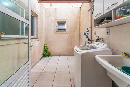 Apartamento à venda com 57m², 2 quartos e 1 vaga Apartamento à venda com 57m², 2 quartos e 1 vagaÁrea de Serviço