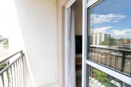 Varanda de kitnet/studio para alugar com 1 quarto, 26m² em Jardim Caravelas, São Paulo