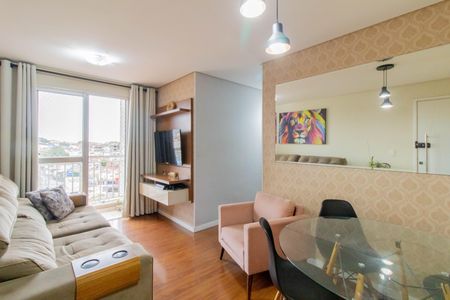 Sala de apartamento para alugar com 2 quartos, 50m² em Jardim Rossi, Guarulhos