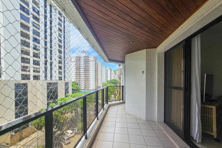 varanda  de apartamento para alugar com 3 quartos, 102m² em Centro, Guarujá