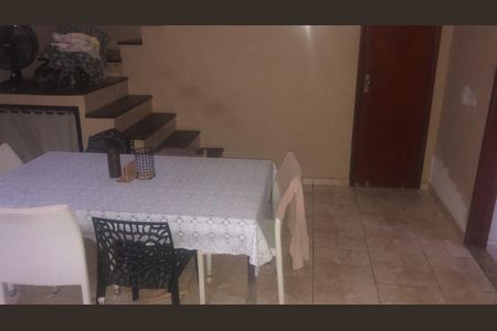 Sala de kitnet/studio para alugar com 1 quarto, 35m² em Lins de Vasconcelos, Rio de Janeiro