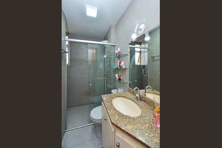 Apartamento à venda com 90m², 3 quartos e 2 vagasBanheiro Social