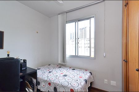 Apartamento à venda com 90m², 3 quartos e 2 vagasQuarto 2