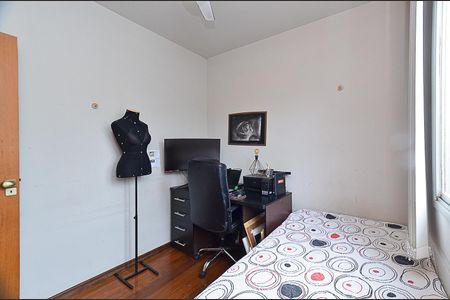 Apartamento à venda com 90m², 3 quartos e 2 vagasQuarto 2