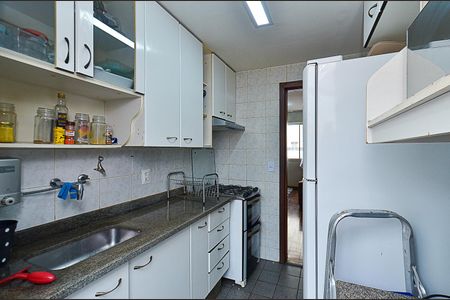 Apartamento à venda com 90m², 3 quartos e 2 vagasCozinha