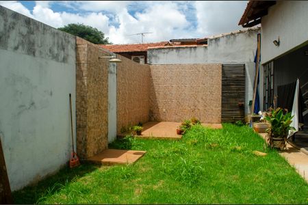 Casa para alugar com 230m², 4 quartos e 3 vagas