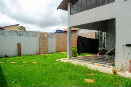 Casa para alugar com 230m², 4 quartos e 3 vagas