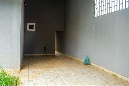 Casa para alugar com 230m², 4 quartos e 3 vagas