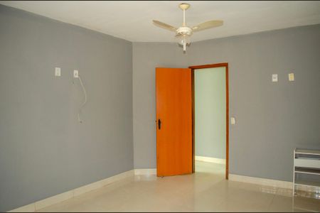 Casa para alugar com 230m², 4 quartos e 3 vagas