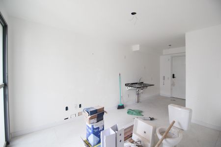 Suíte /Cozinha de kitnet/studio à venda com 1 quarto, 25m² em Vila Olímpia, São Paulo