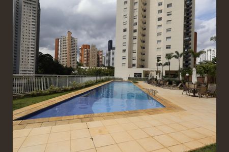 Apartamento à venda com 130m², 3 quartos e 2 vagasÁrea comum - Piscina