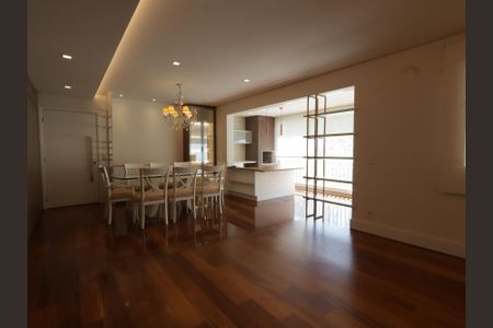 Apartamento à venda com 130m², 3 quartos e 2 vagasSala