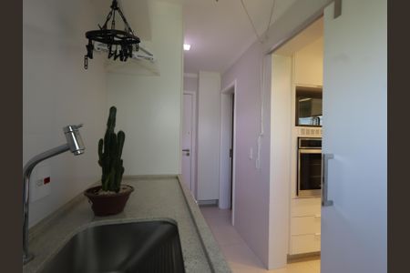 Apartamento à venda com 130m², 3 quartos e 2 vagasÁrea de Serviço