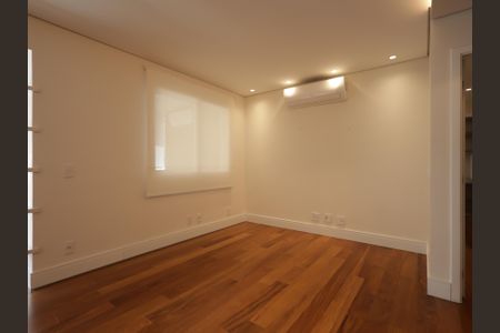 Apartamento à venda com 130m², 3 quartos e 2 vagasSala