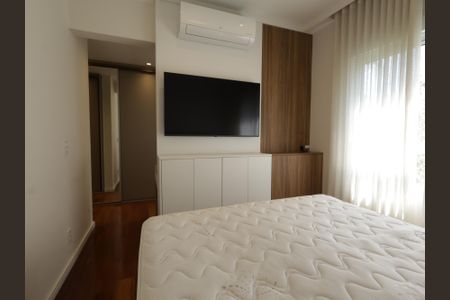 Apartamento à venda com 130m², 3 quartos e 2 vagasSuíte