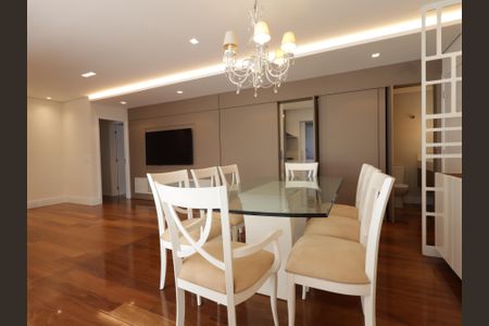 Apartamento à venda com 130m², 3 quartos e 2 vagasSala