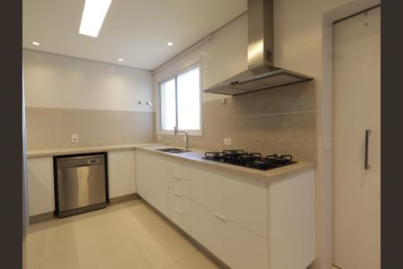 Apartamento à venda com 130m², 3 quartos e 2 vagasCozinha