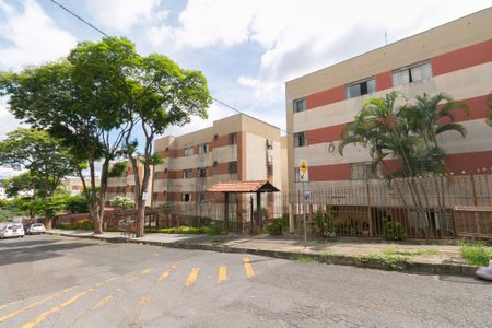 Apartamento para alugar com 54m², 2 quartos e 1 vaga