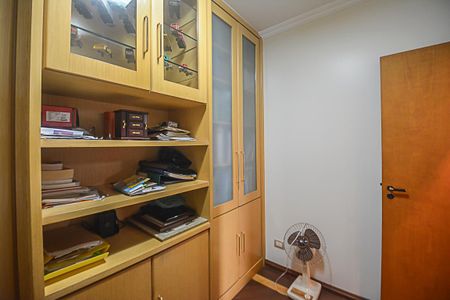 Apartamento à venda com 146m², 4 quartos e 3 vagas Apartamento à venda com 146m², 4 quartos e 3 vagasQuarto 2