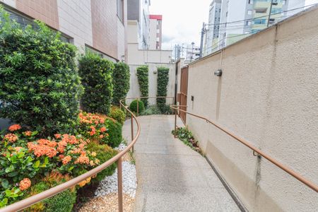 Apartamento à venda com 120m², 3 quartos e 2 vagas Apartamento à venda com 120m², 3 quartos e 2 vagasHall de entrada