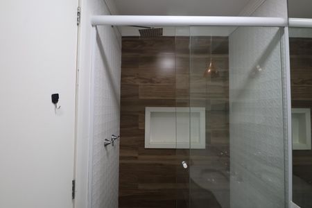 Apartamento à venda com 97m², 2 quartos e 1 vagaBanheiro da Suíte