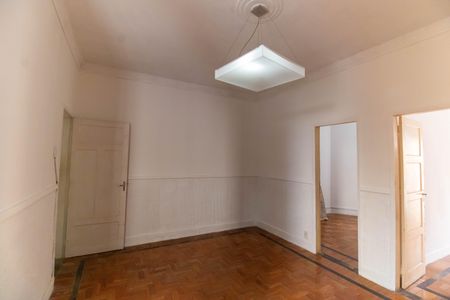 Sala de apartamento para alugar com 2 quartos, 73m² em São Domingos, Niterói