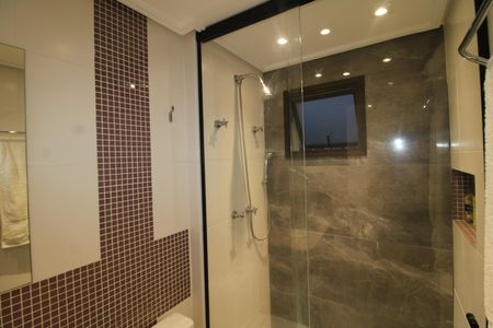 Apartamento à venda com 150m², 3 quartos e 3 vagasQuarto 2 - Banheiro