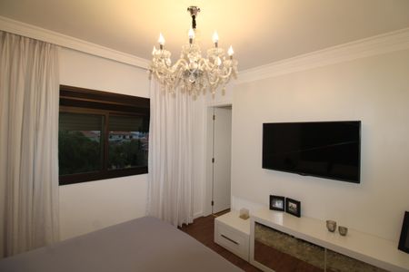 Apartamento à venda com 150m², 3 quartos e 3 vagasQuarto 1