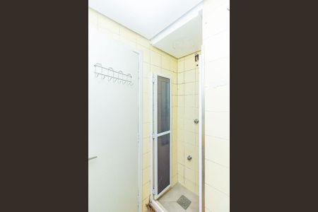 Banheiro  de kitnet/studio para alugar com 1 quarto, 26m² em Centro Histórico, Porto Alegre