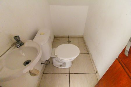 Casa para alugar com 95m², 2 quartos e 2 vagasLavabo