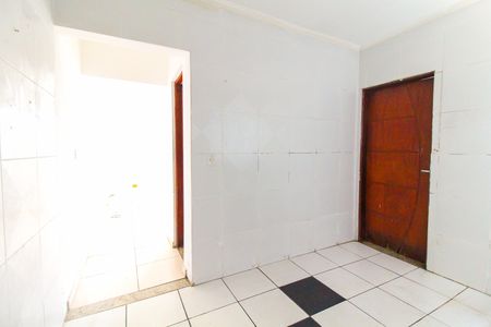 Casa para alugar com 95m², 2 quartos e 2 vagasCozinha