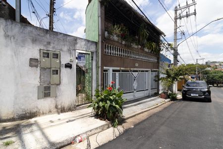 Casa para alugar com 45m², 1 quarto e sem vagaFachada e Plaquinha