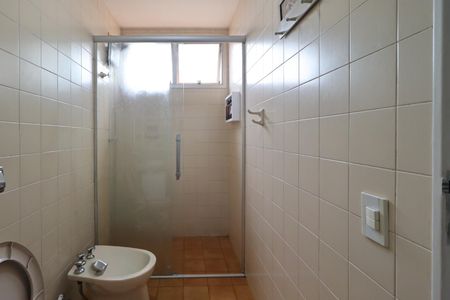 Banheiro da Suíte de apartamento para alugar com 1 quarto, 38m² em Centro, Ribeirão Preto