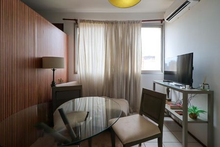 Sala de apartamento para alugar com 1 quarto, 38m² em Centro, Ribeirão Preto
