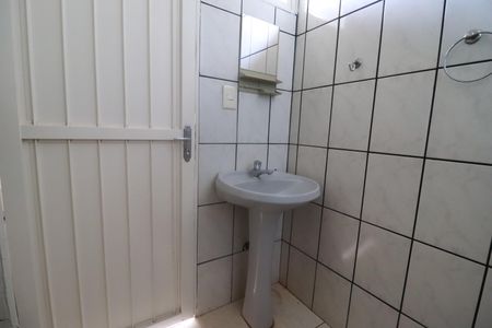 Casa para alugar com 240m², 3 quartos e 3 vagasBanheiro de serviço 