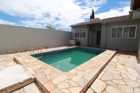 Casa para alugar com 240m², 3 quartos e 3 vagasPiscina
