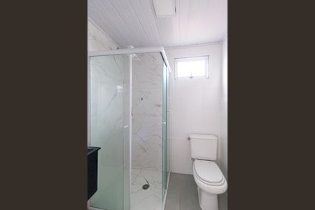 Banheiro de casa para alugar com 1 quarto, 45m² em Jardim Boa Vista, Carapicuíba