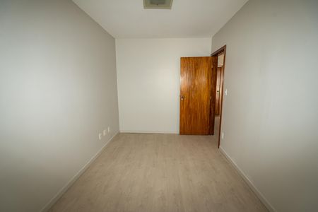 Apartamento para alugar com 95m², 2 quartos e 2 vagas Apartamento para alugar com 95m², 2 quartos e 2 vagasQuarto 2