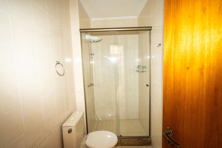 Banheiro de apartamento para alugar com 2 quartos, 95m² em Higienópolis, Porto Alegre