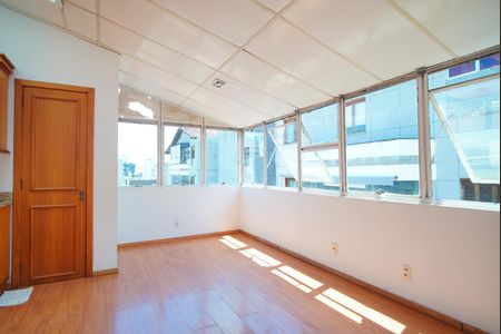 Sala 2 de apartamento à venda com 2 quartos, 95m² em Higienópolis, Porto Alegre