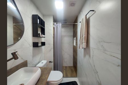 Apartamento à venda com 34m², 1 quarto e 1 vagaBanheiro