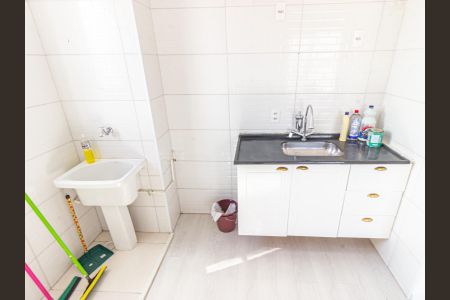 Apartamento para alugar com 37m², 2 quartos e sem vagaCozinha e Área de Serviço