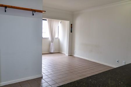 Sala de apartamento para alugar com 2 quartos, 65m² em Setor Bueno, Goiânia