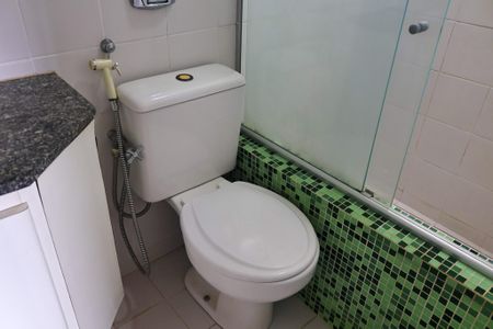 Apartamento para alugar com 65m², 2 quartos e 1 vagaBanheiro da Suíte