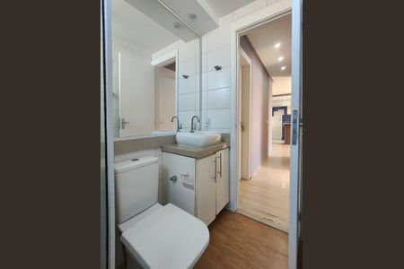 Apartamento à venda com 60m², 3 quartos e 1 vaga Apartamento à venda com 60m², 3 quartos e 1 vagaBanheiro Social