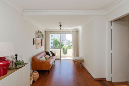 Apartamento para alugar com 67m², 2 quartos e 1 vagaSala