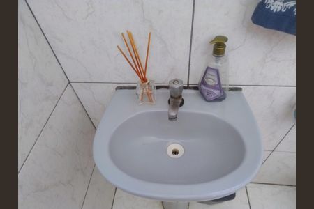 Banheiro de casa para alugar com 1 quarto, 32m² em Batistini, São Bernardo do Campo